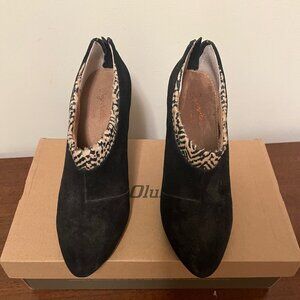 Seychelles Black Suede Booties Size 7.5